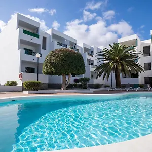 sea-breeze-apartment-309.in-canary-islands.com/